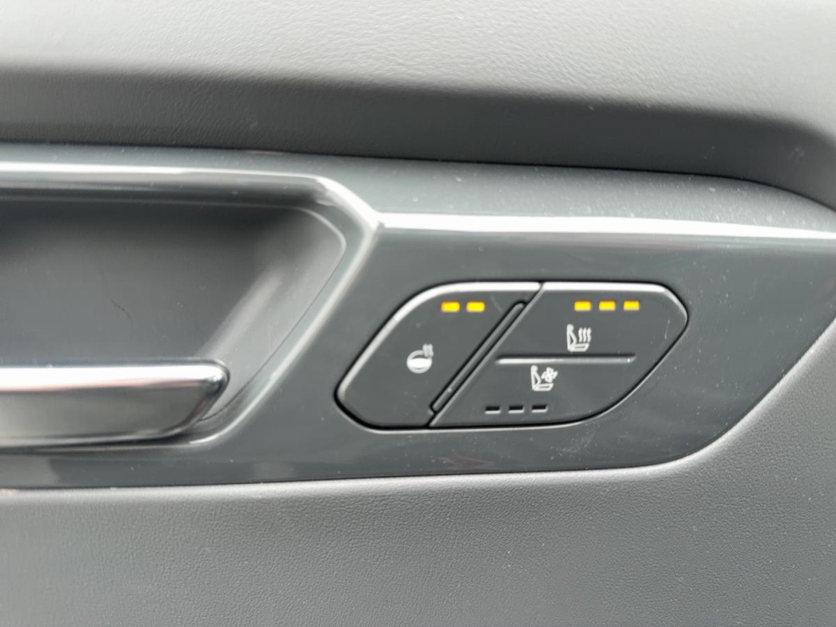 2025 Kia EV9 - Image 9