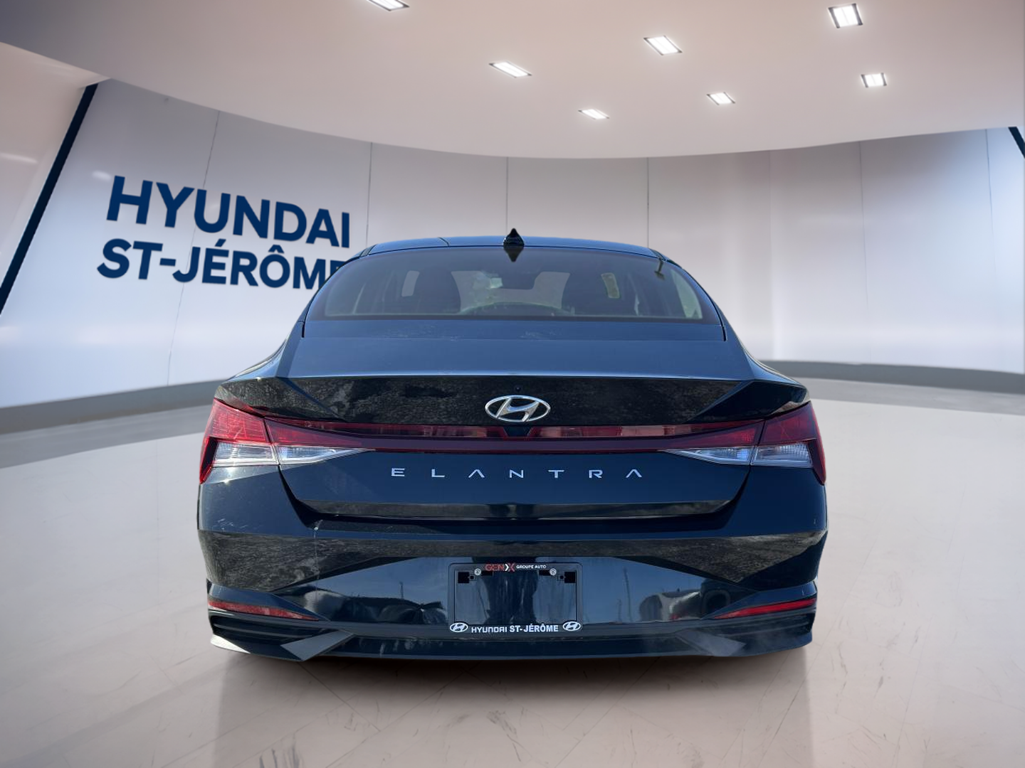 2023 Hyundai Elantra - Image 6