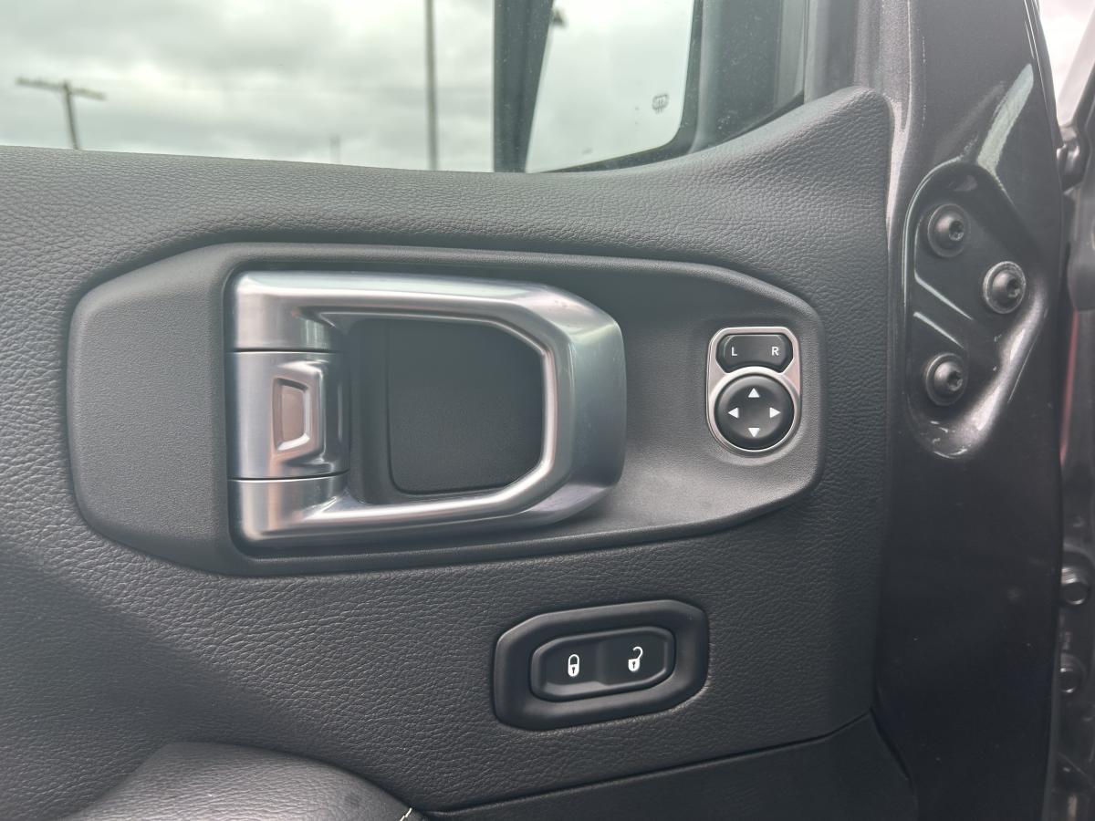 2021 Jeep Wrangler 4xe - Image 13