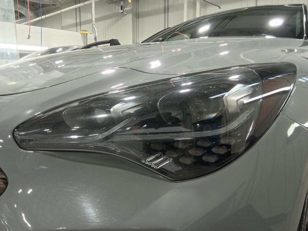 2023 Kia Stinger - Image 10