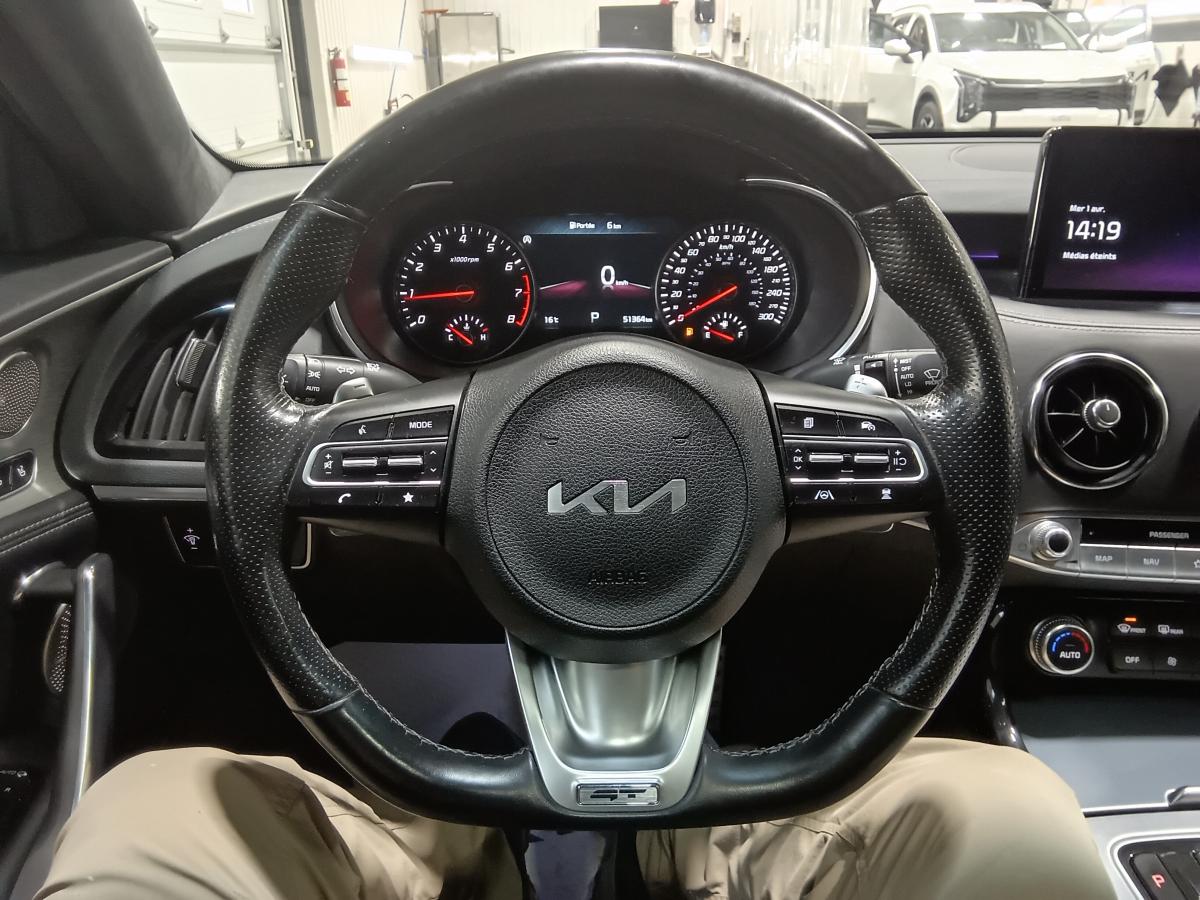 2023 Kia Stinger - Image 15
