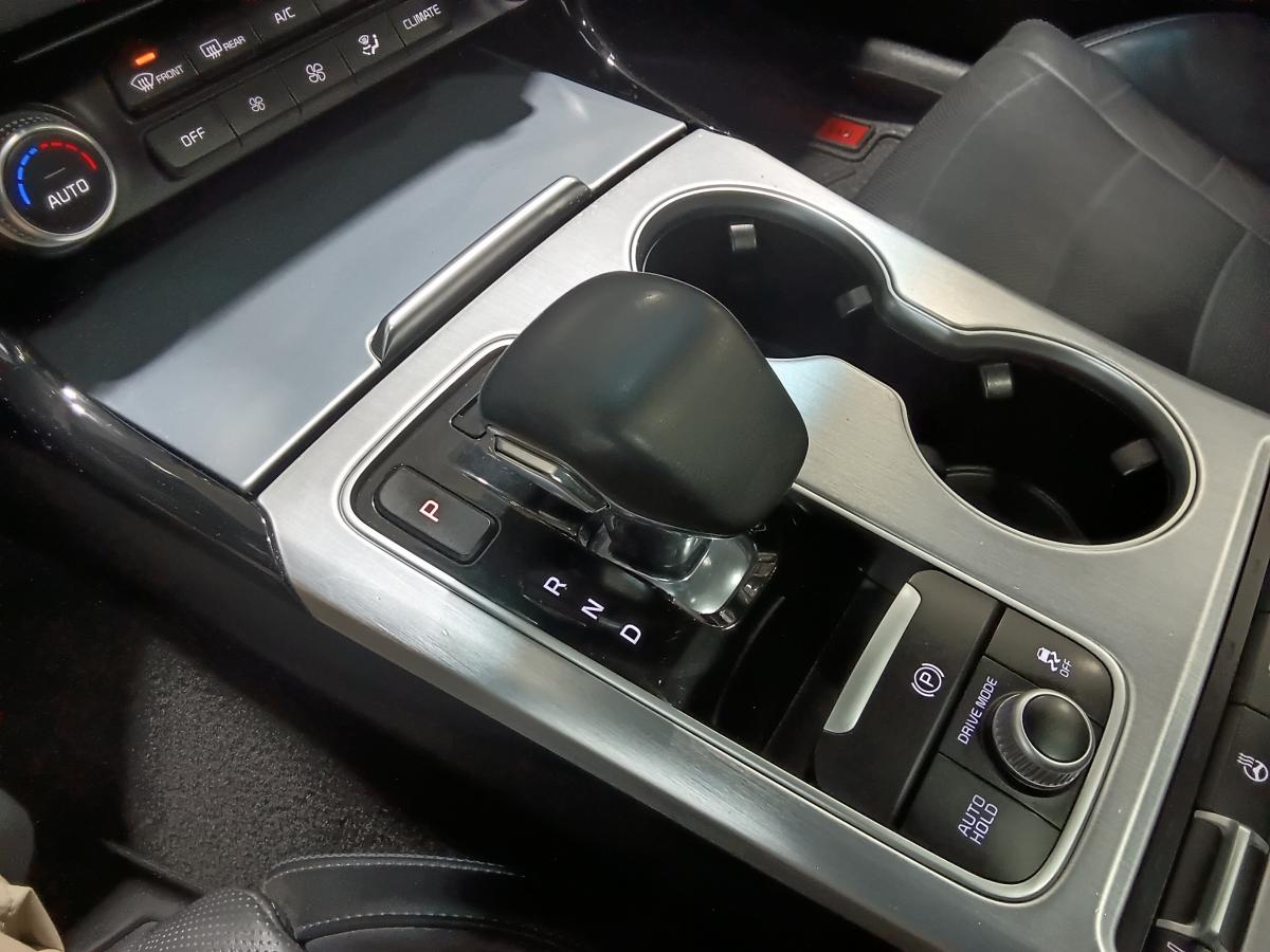 2023 Kia Stinger - Image 17