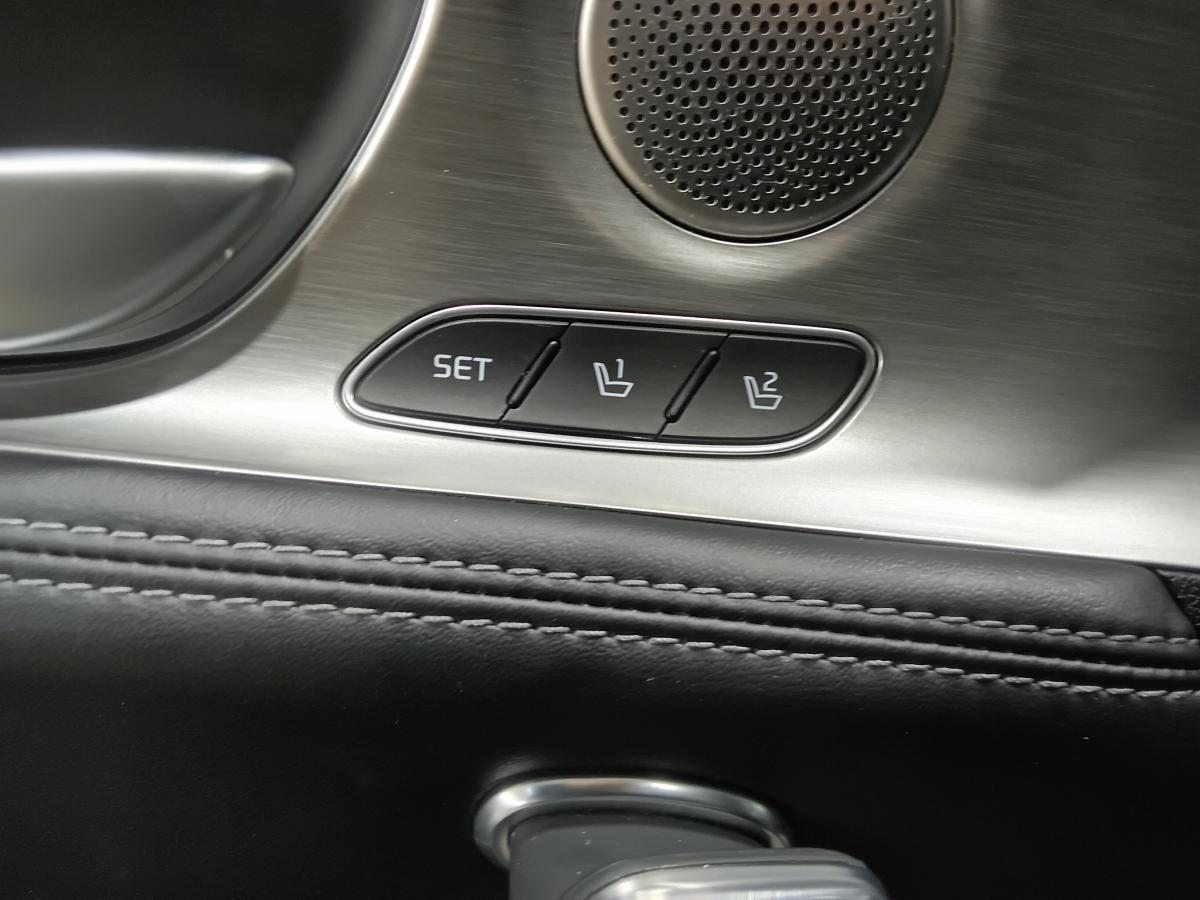 2023 Kia Stinger - Image 25