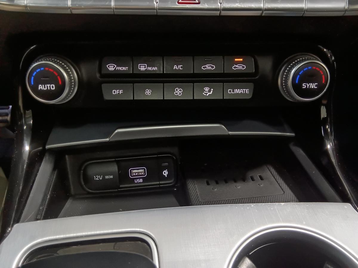 2023 Kia Stinger - Image 27