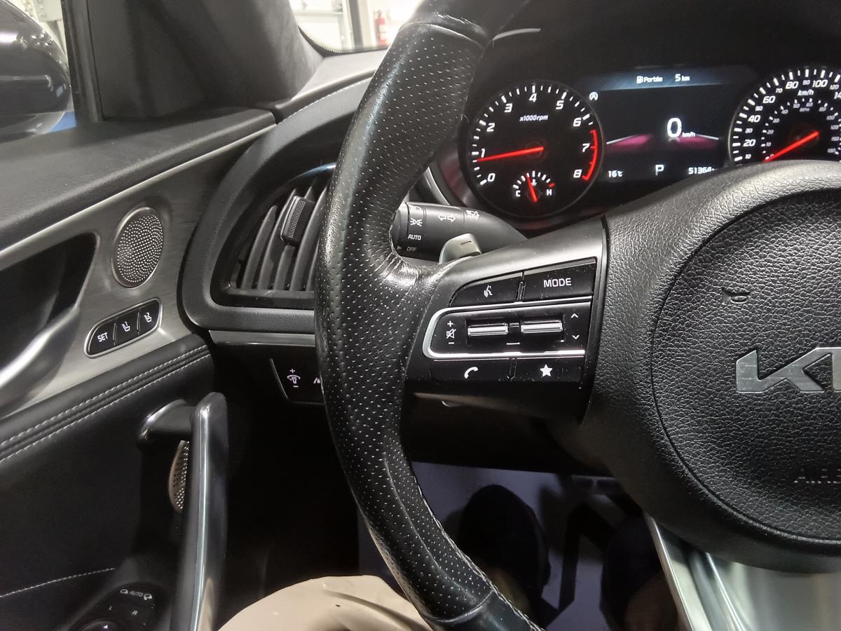 2023 Kia Stinger - Image 32