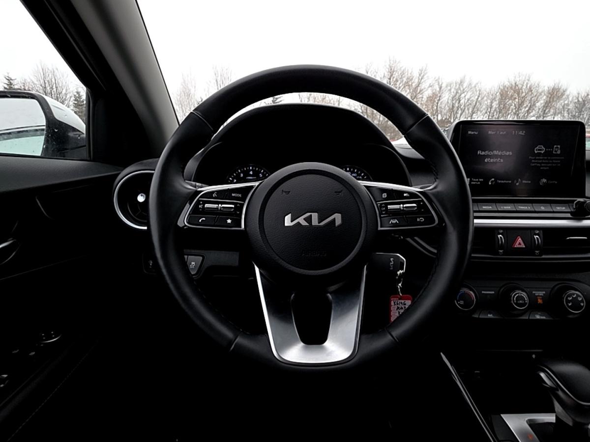 2023 Kia Forte - Image 10