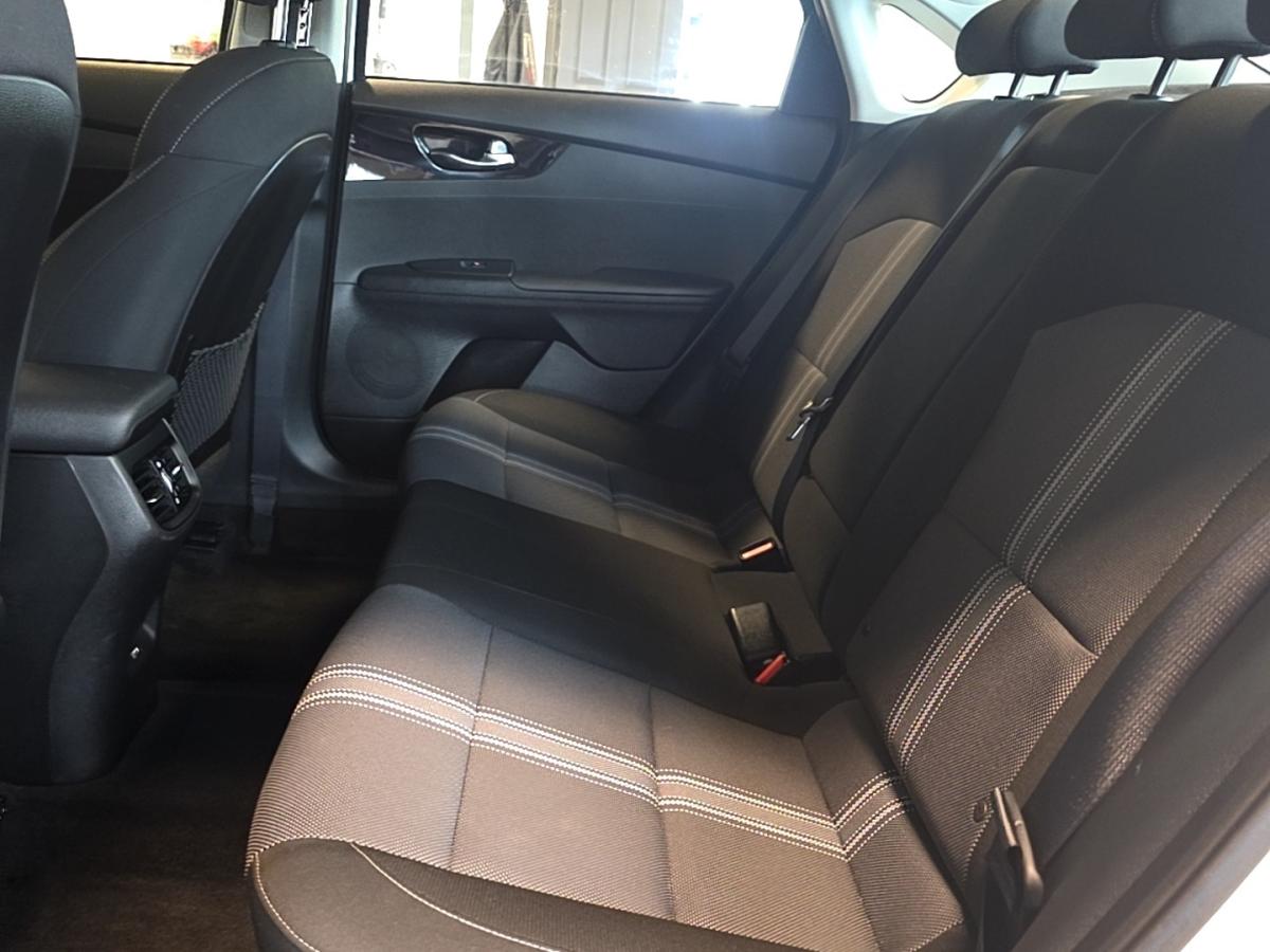 2023 Kia Forte - Image 14