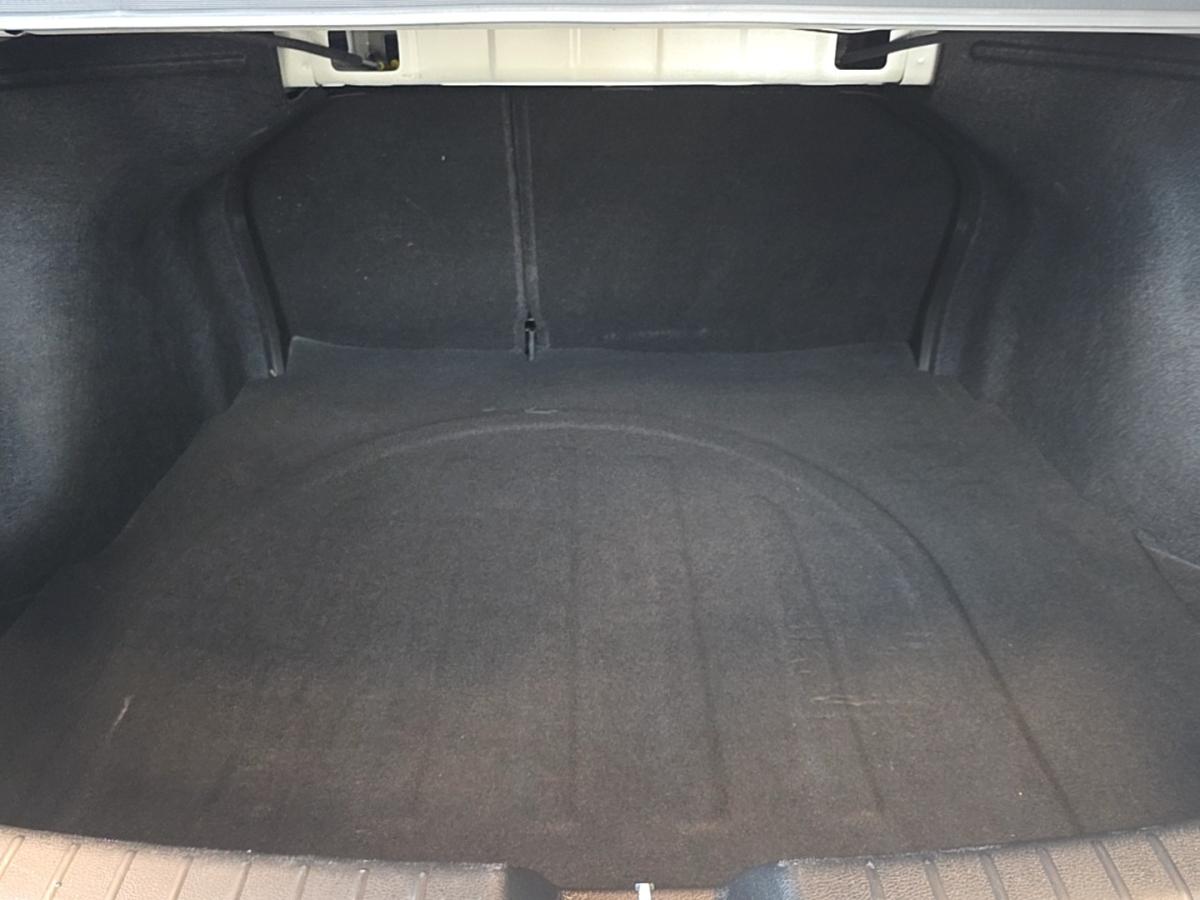 2023 Kia Forte - Image 20