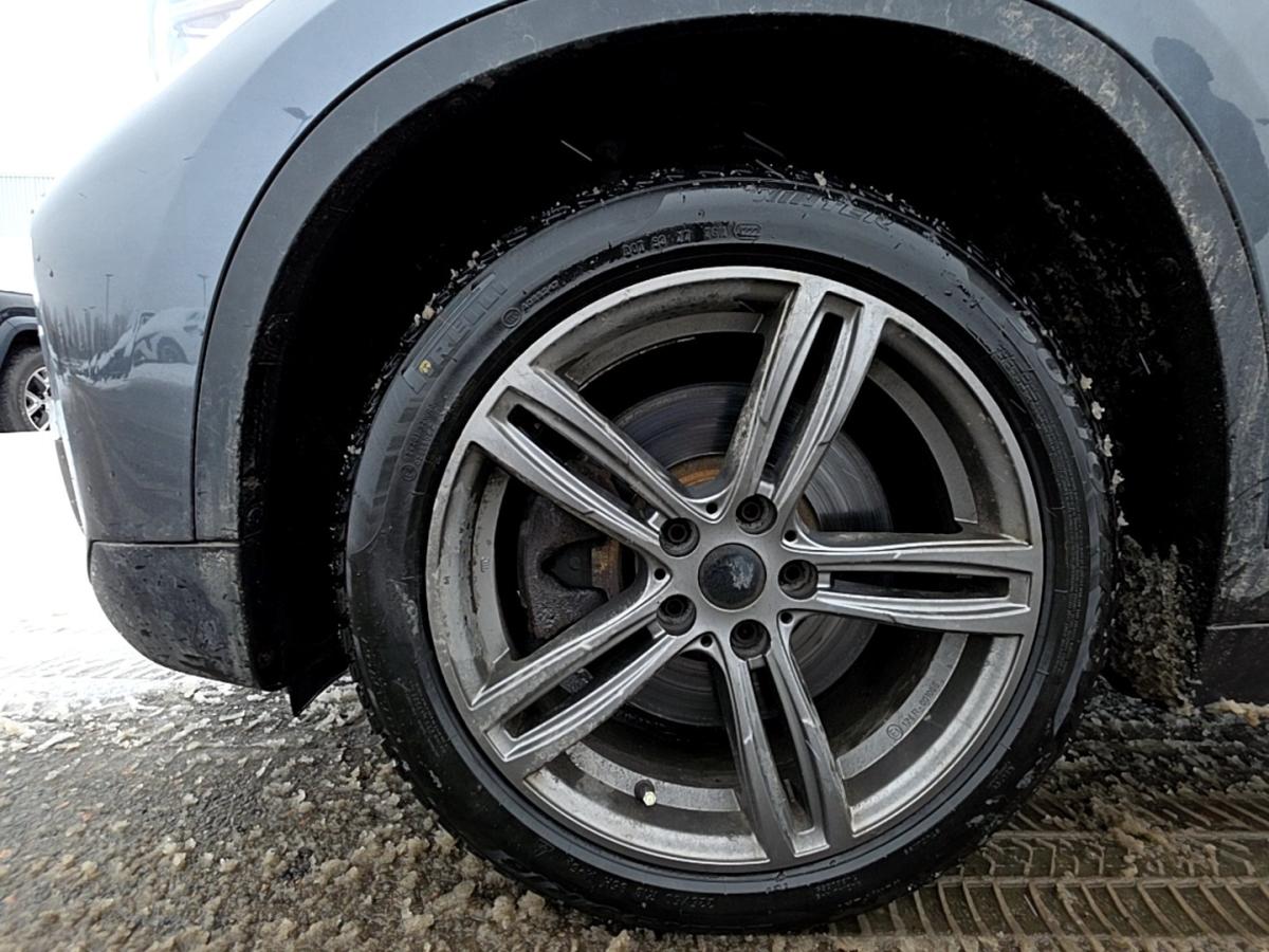 2017 BMW X1 - Image 2