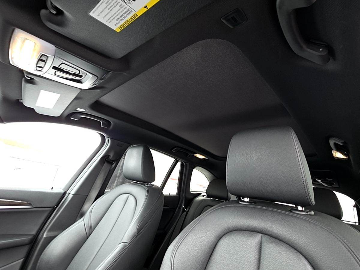 2017 BMW X1 - Image 11