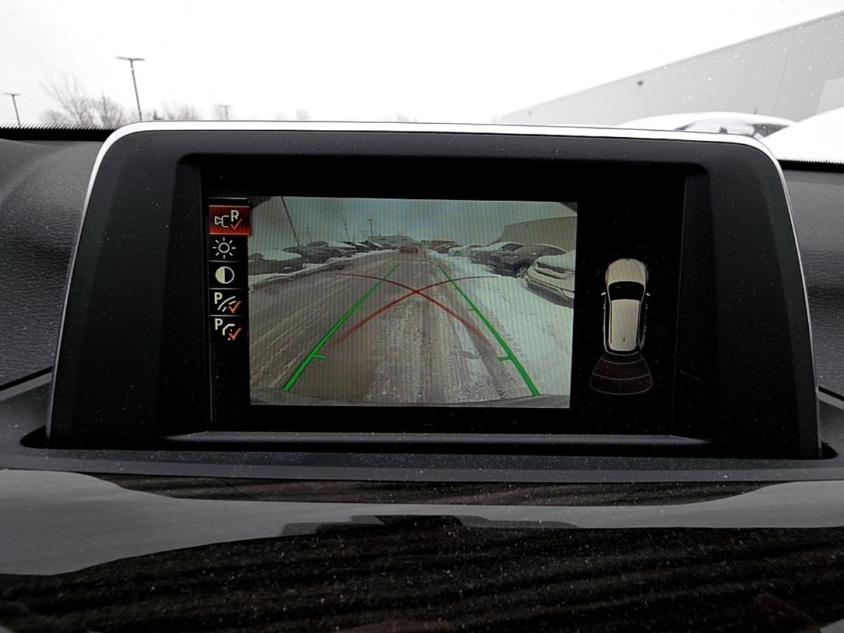 2017 BMW X1 - Image 25