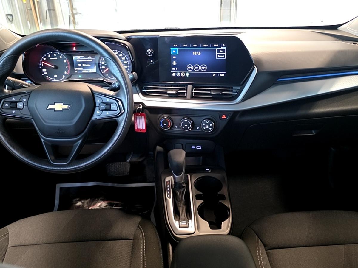 2024 Chevrolet Trax - Image 10