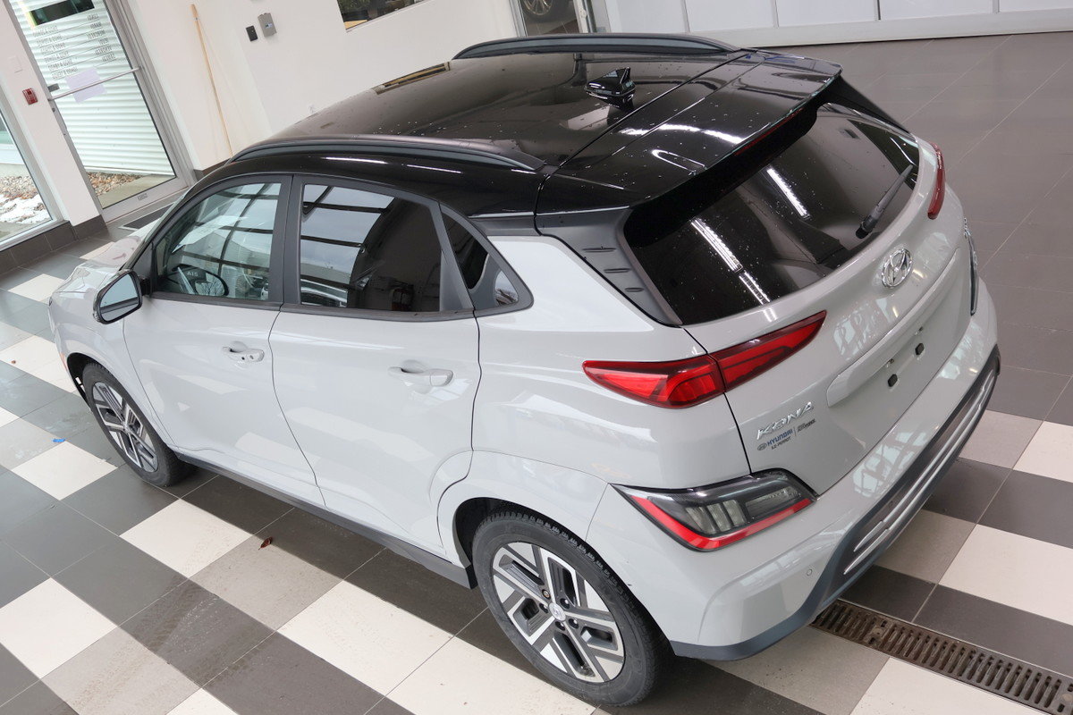 2022 Hyundai Kona Electric - Image 19