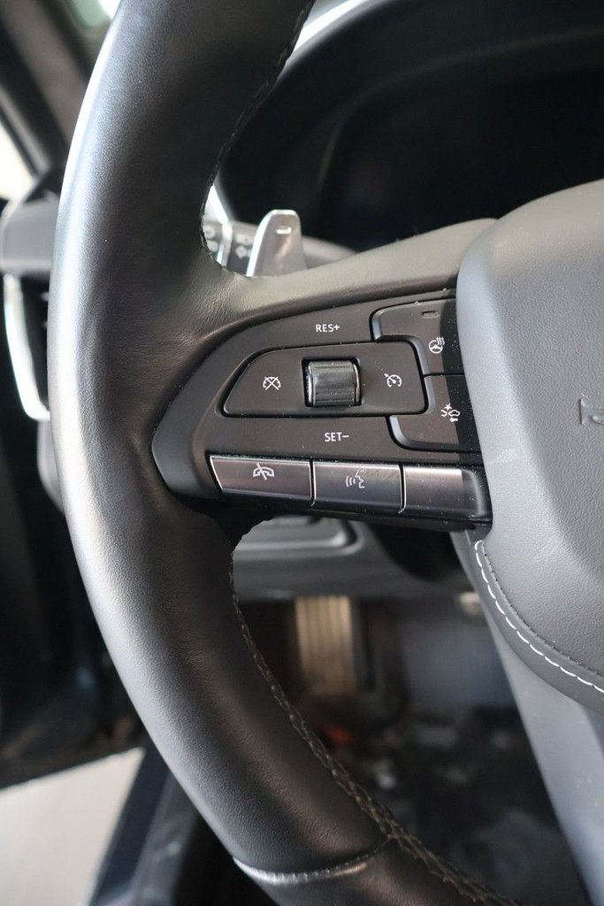 2022 Cadillac CT5-V - Image 13