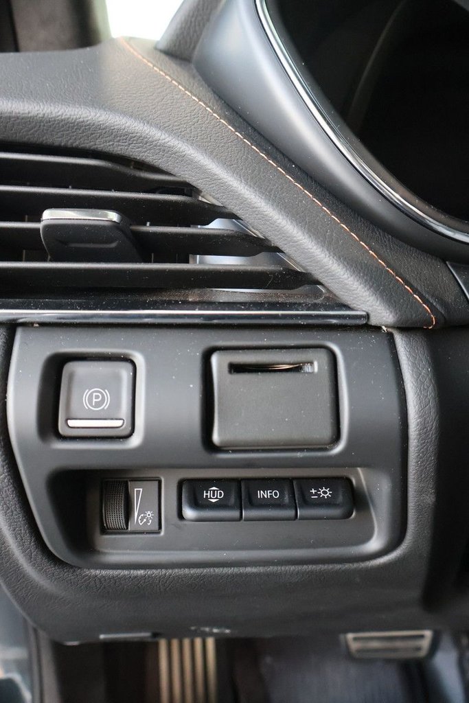 2022 Cadillac CT5-V - Image 21