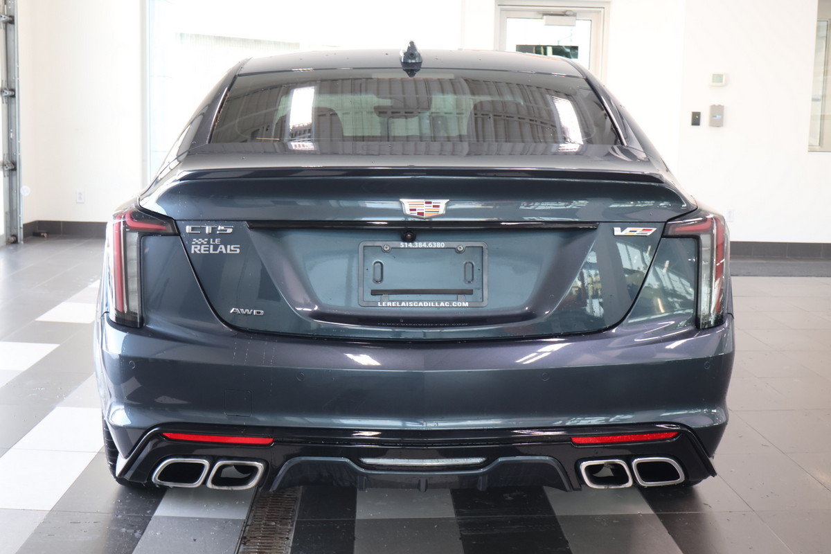 2022 Cadillac CT5-V - Image 25