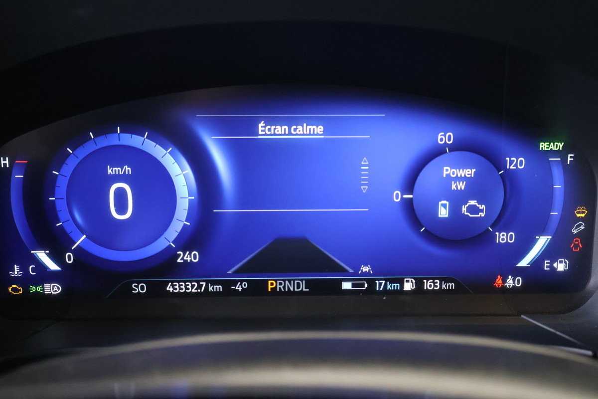 2022 Ford Escape - Image 4