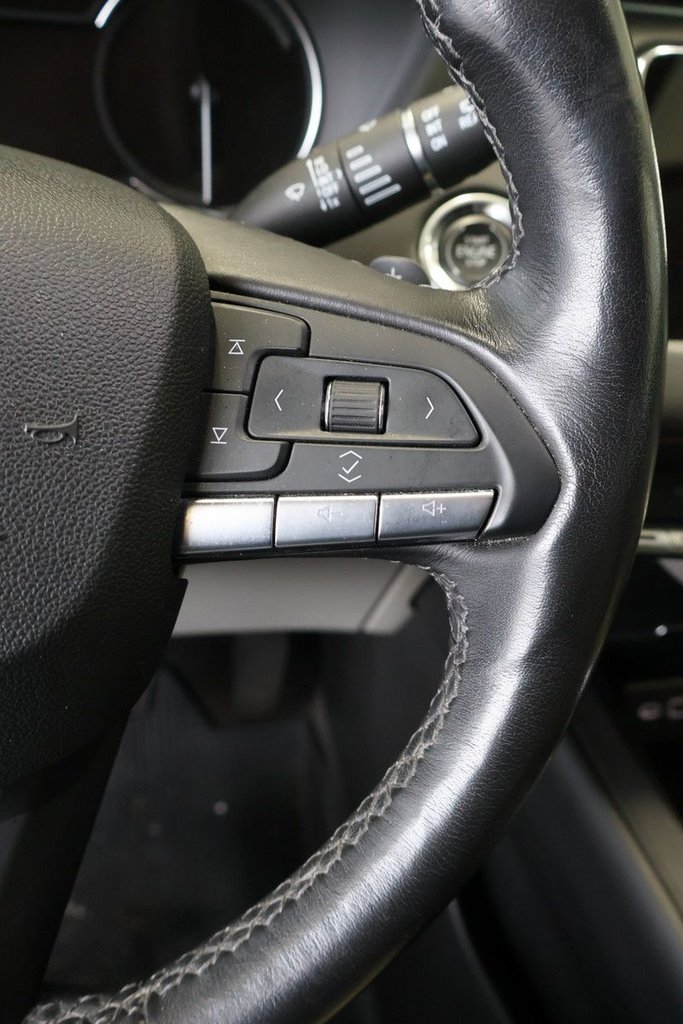 2020 Cadillac XT4 - Image 13