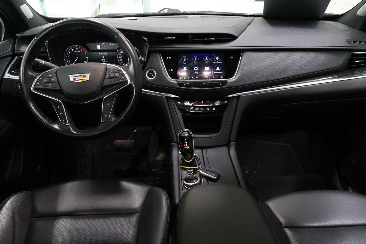 2022 Cadillac XT5 - Image 3