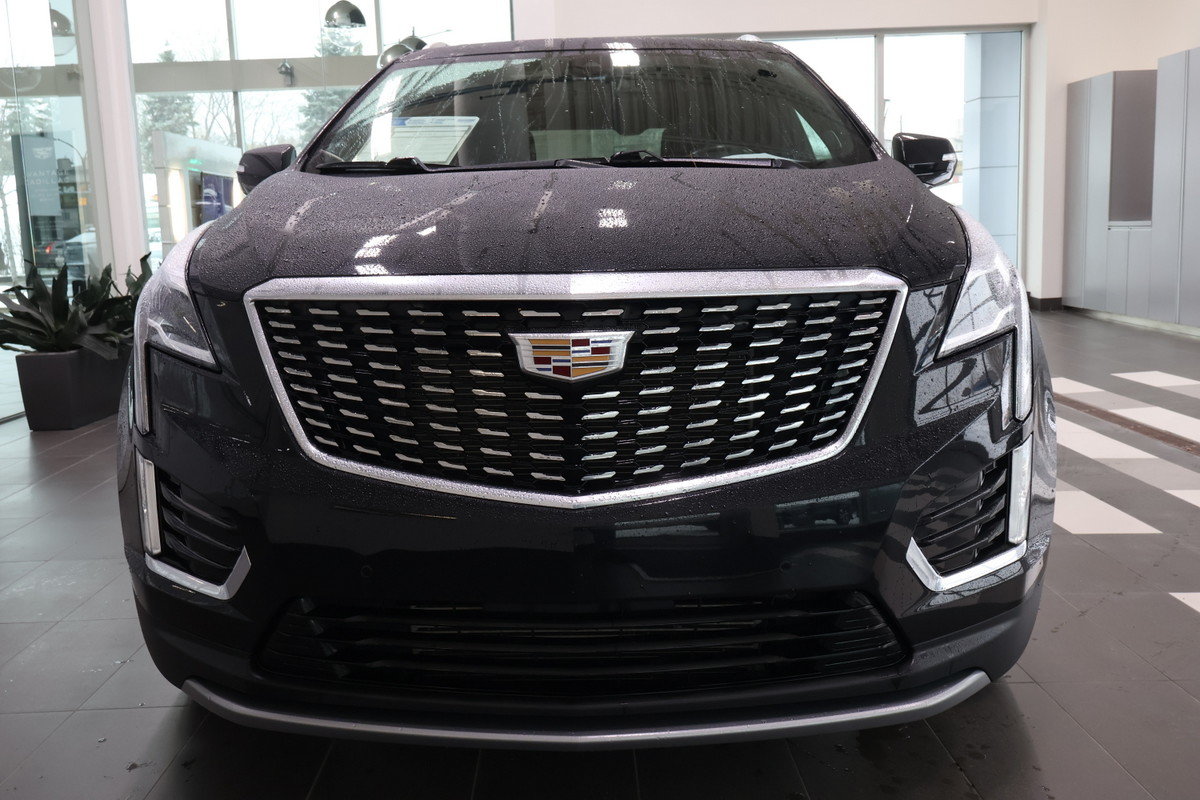2022 Cadillac XT5 - Image 9