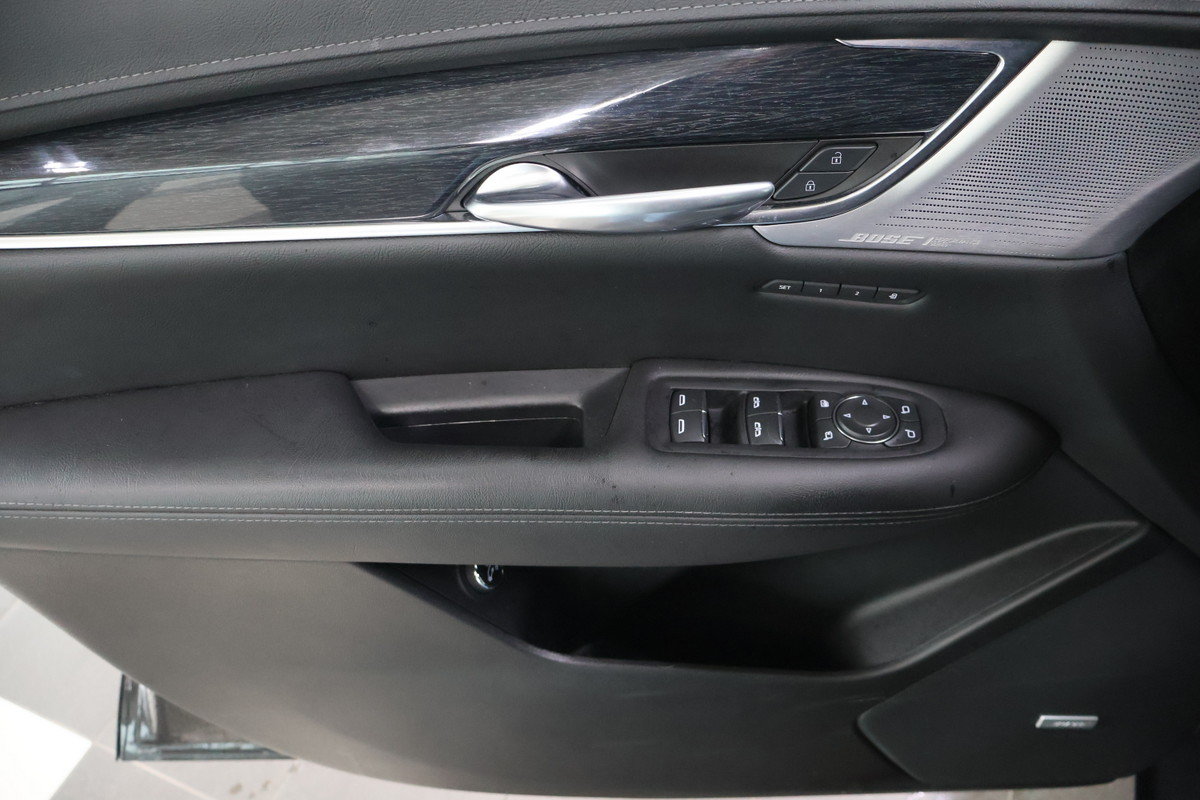 2022 Cadillac XT5 - Image 20