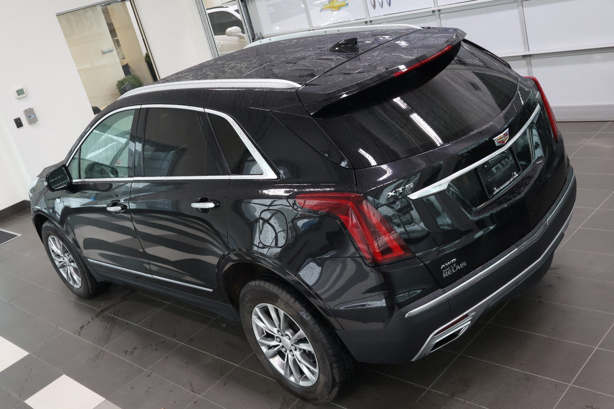 2022 Cadillac XT5 - Image 22