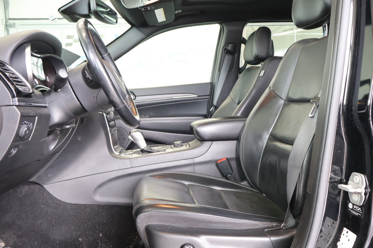 2021 Jeep Grand Cherokee - Image 2