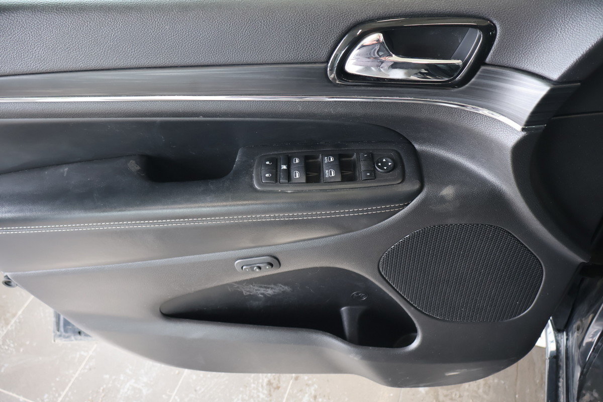 2021 Jeep Grand Cherokee - Image 20