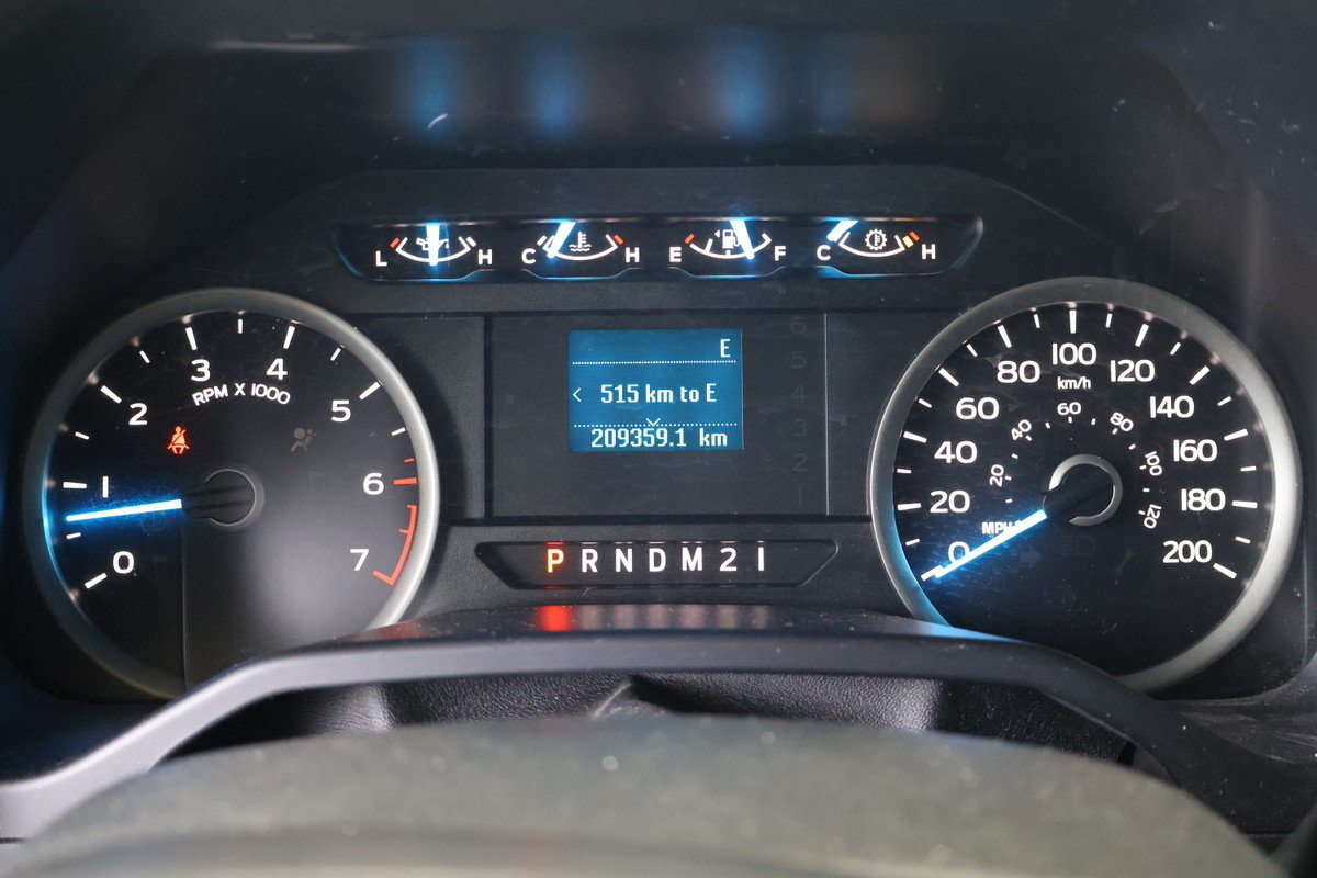 2015 Ford F-150 - Image 4