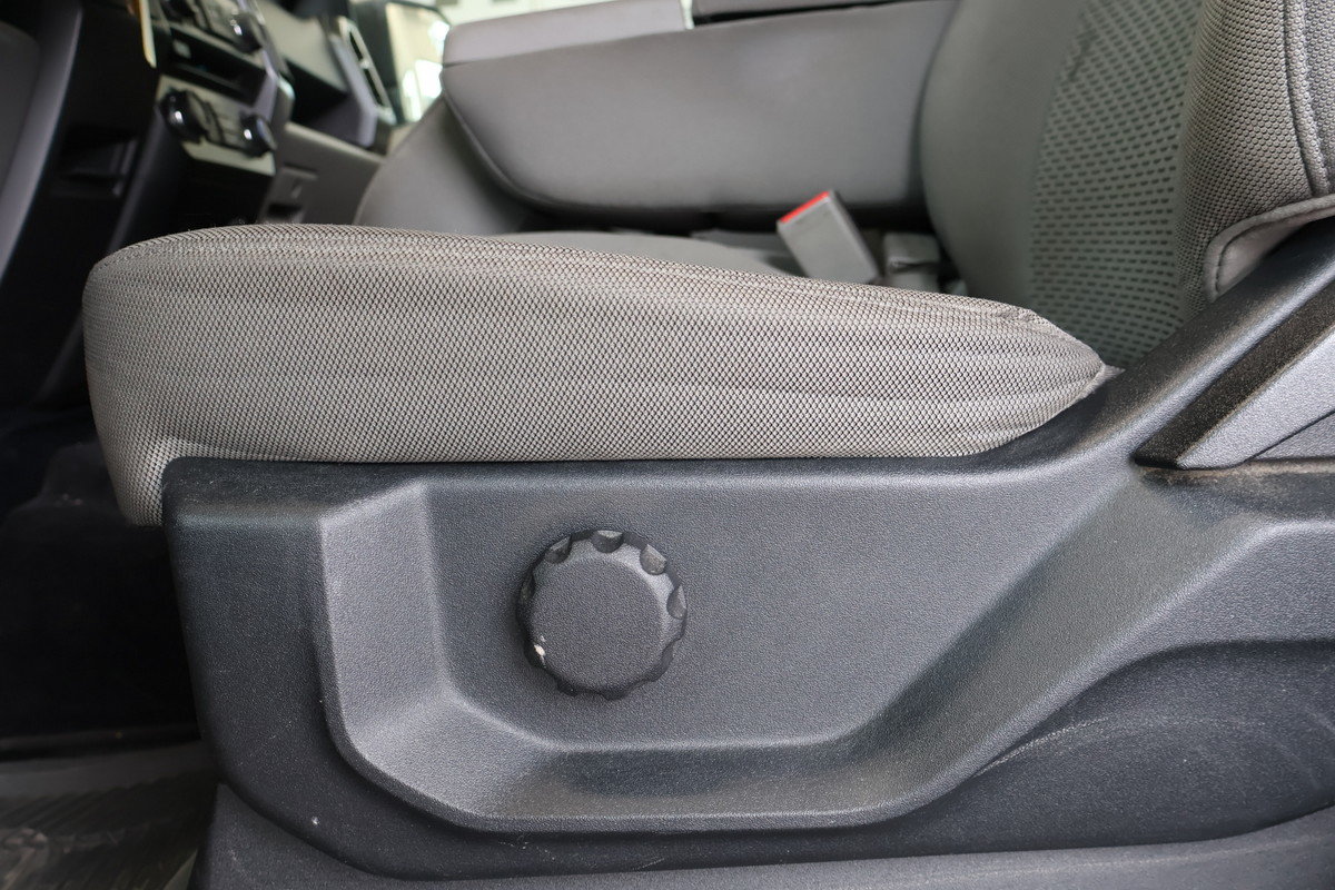 2015 Ford F-150 - Image 6