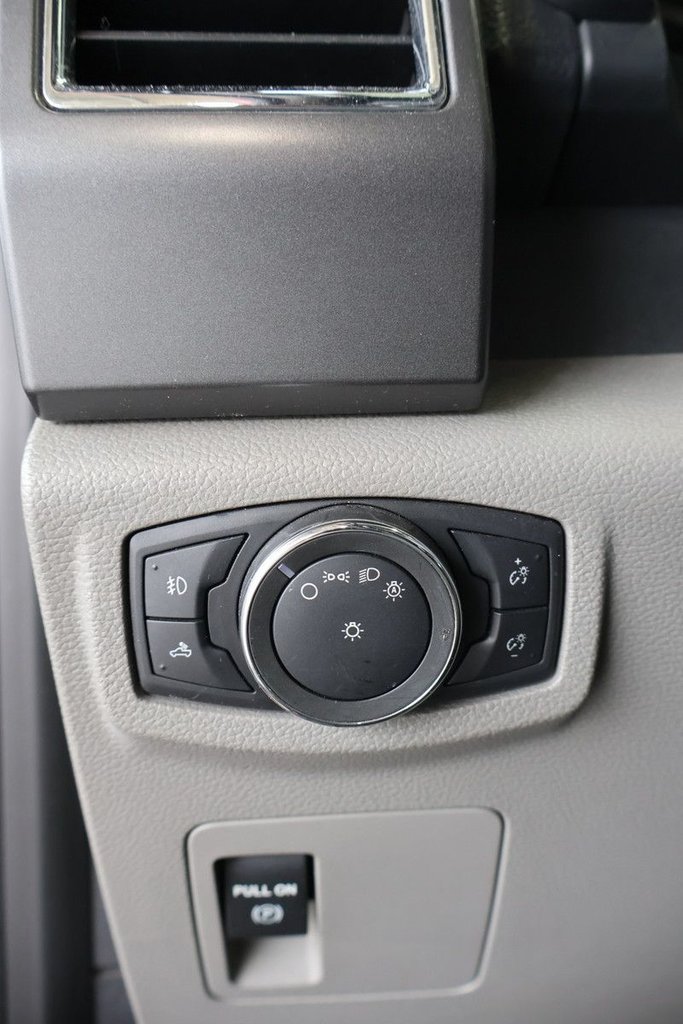 2015 Ford F-150 - Image 15