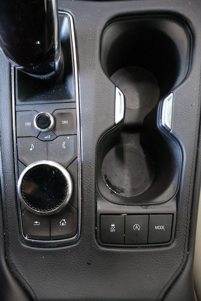 2022 Cadillac XT4 - Image 18