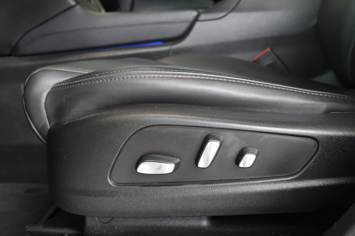 2019 Cadillac XT5 - Image 7