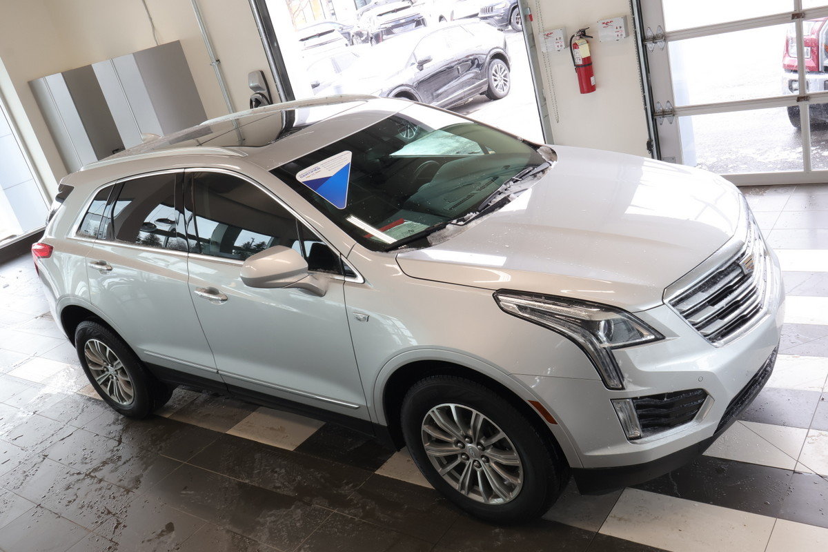 2019 Cadillac XT5 - Image 10