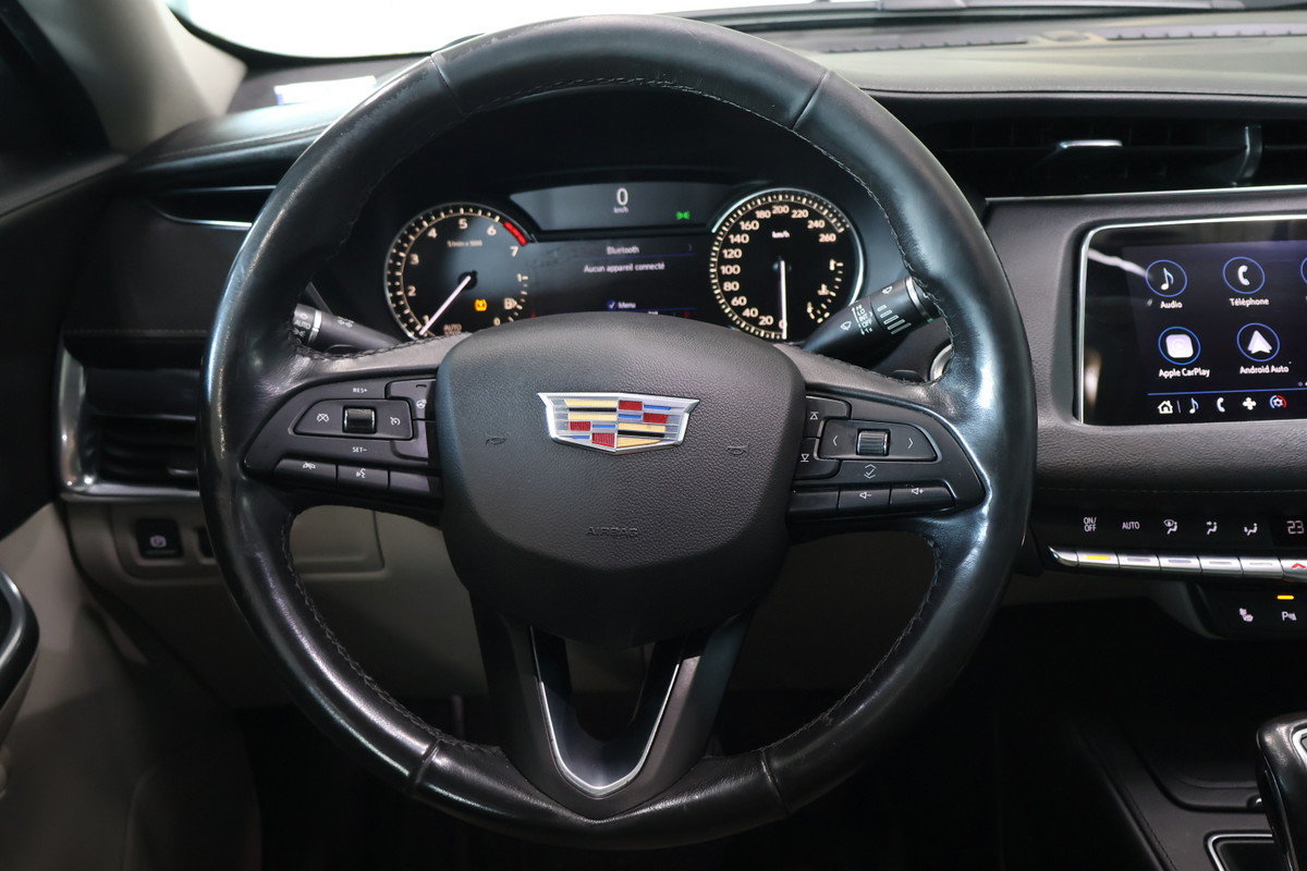 2019 Cadillac XT4 - Image 10