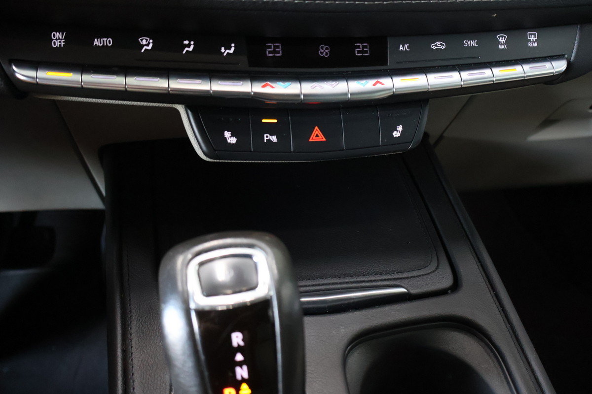 2019 Cadillac XT4 - Image 17