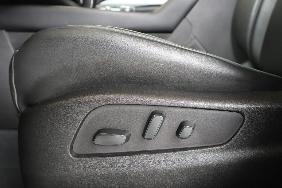 2019 Cadillac XT4 - Image 7