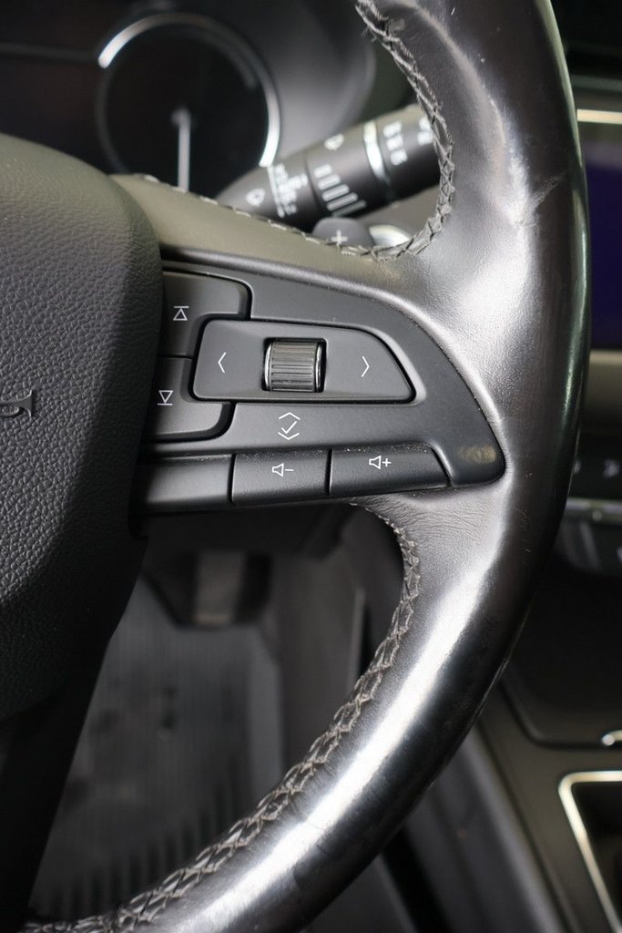 2019 Cadillac XT4 - Image 14