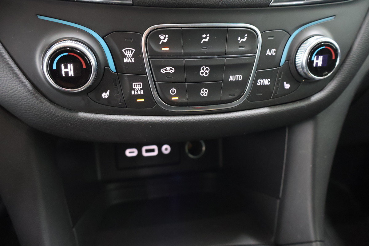 2023 Chevrolet Equinox - Image 15