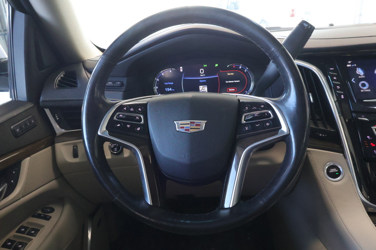 2018 Cadillac Escalade ESV - Image 11