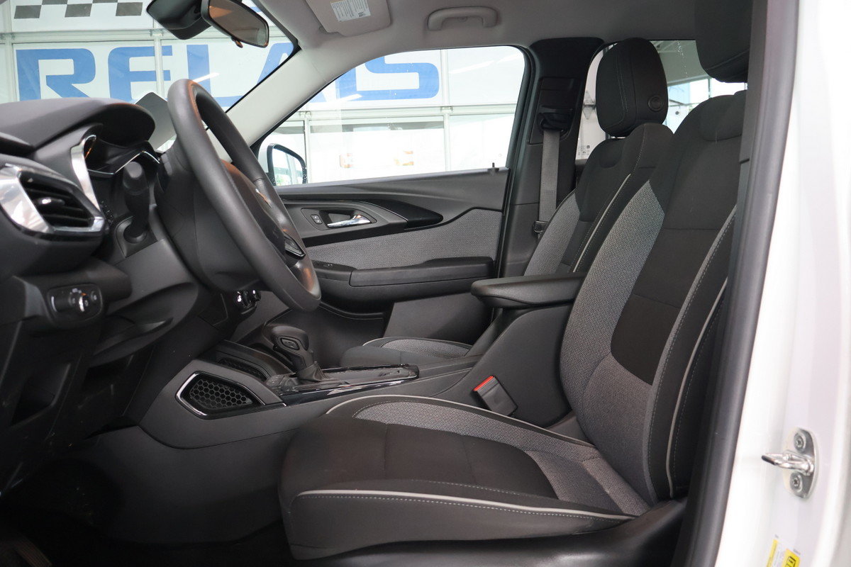 2023 Chevrolet Trailblazer - Image 2