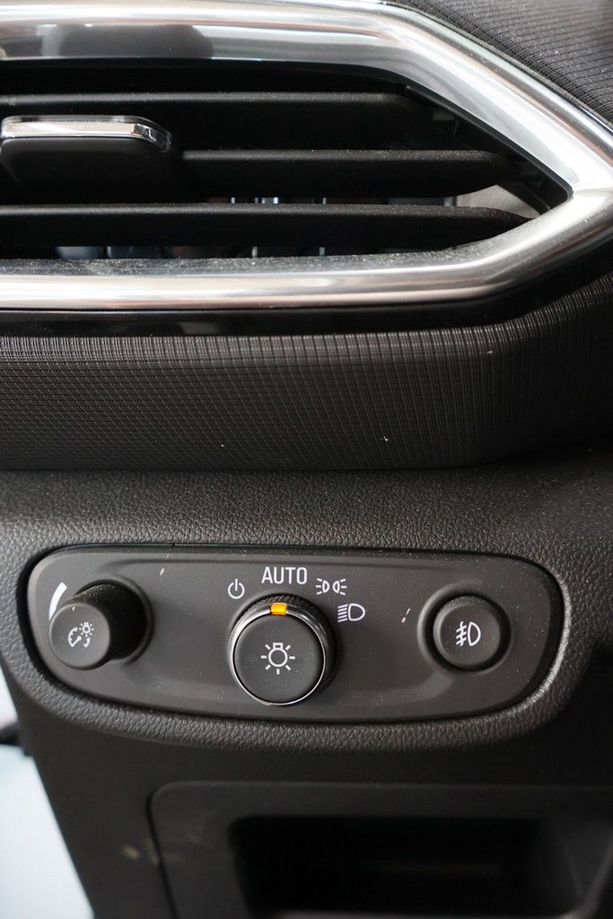 2023 Chevrolet Trailblazer - Image 17