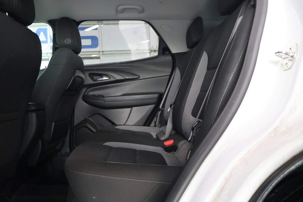 2023 Chevrolet Trailblazer - Image 19