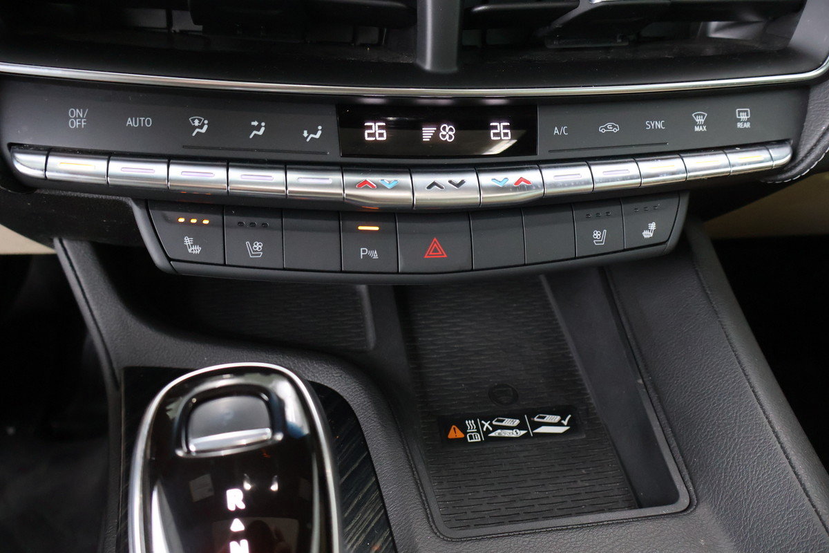 2021 Cadillac CT5 - Image 18