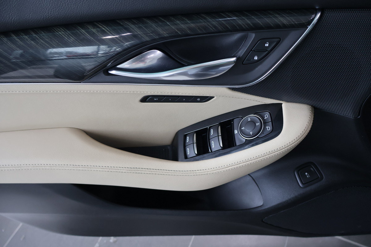 2021 Cadillac CT5 - Image 20