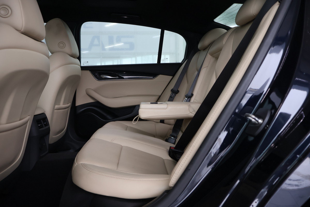 2021 Cadillac CT5 - Image 21