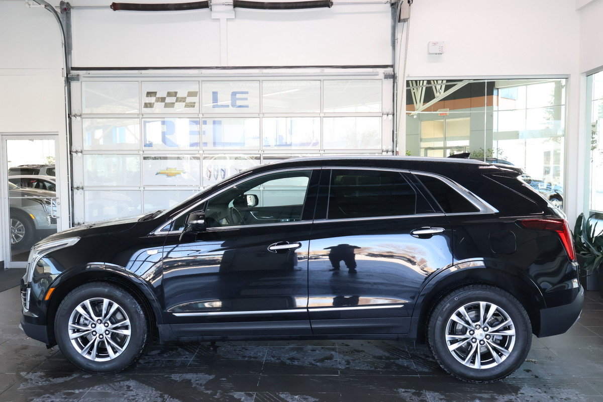 2022 Cadillac XT5 - Image 10