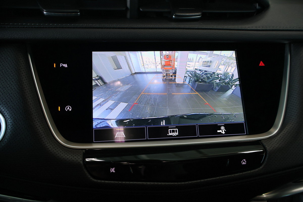 2022 Cadillac XT5 - Image 15