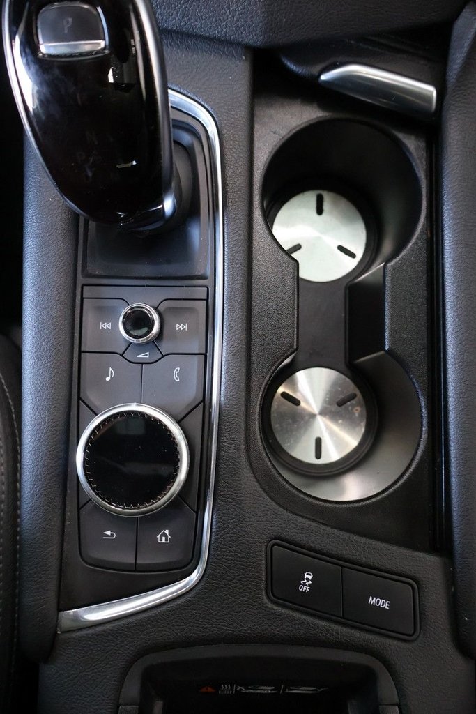 2022 Cadillac XT5 - Image 18