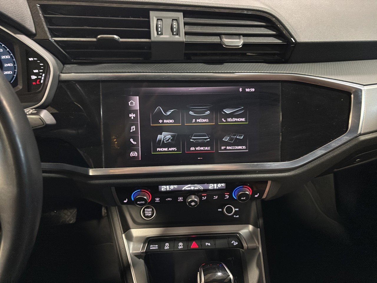 2021 Audi Q3 - Image 14